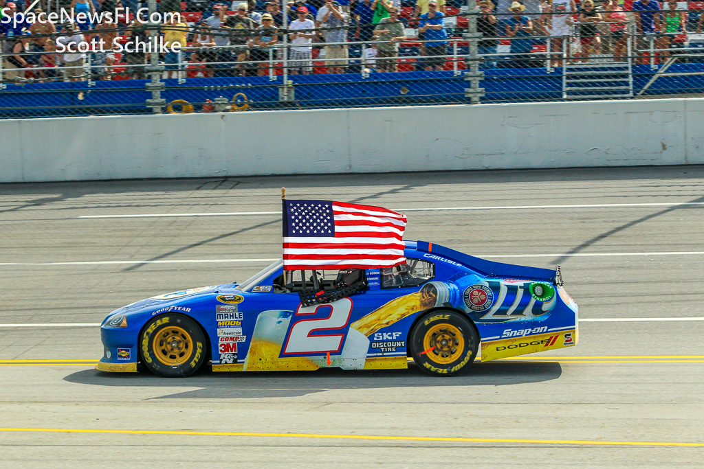 Brad Keslewoski 2012 Wins Nascar TAlladega 500 In A Dodge For Penske Racing